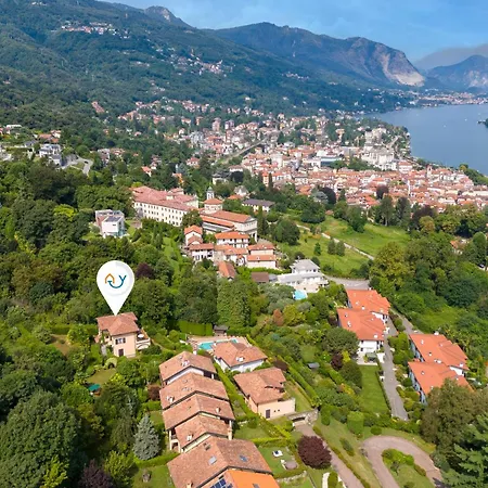 Il Dipinto Sul Lago Stresa Center: Terrace, Garden And Privare Garage - Happy Rentals *