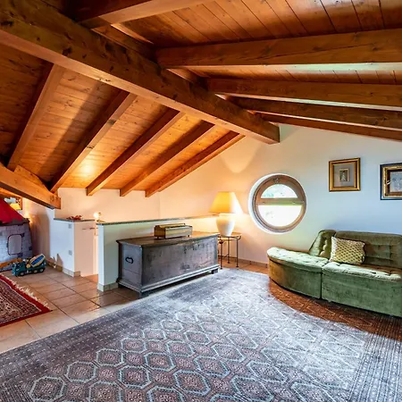 Il Dipinto Sul Center: Terrace, Garden And Privare Garage - Happy