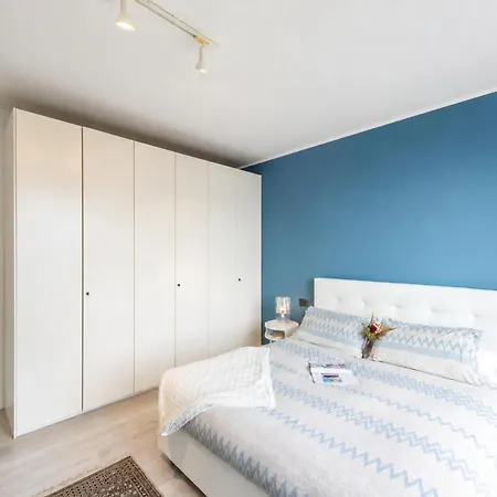 Il Dipinto Sul Center: Terrace, Garden And Privare Garage - Happy Hébergement de vacances *